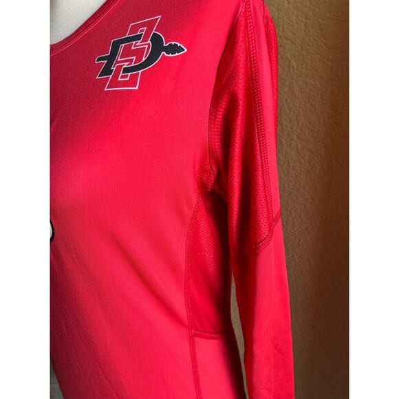 San Diego State University Women’s Volleyball Jersey, Team Worn, Women’s Medium - Picture 2 of 4